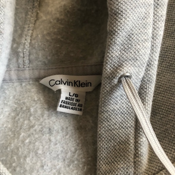 Calvin Klein quarter zip up hoodie. - Picture 3 of 3